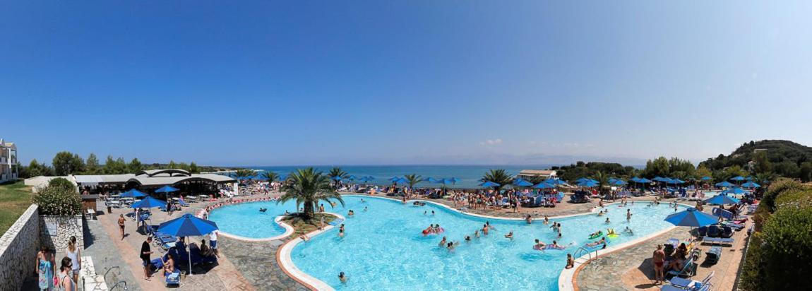 Mareblue Beach Agios Spyridon (Corfu) Exterior foto
