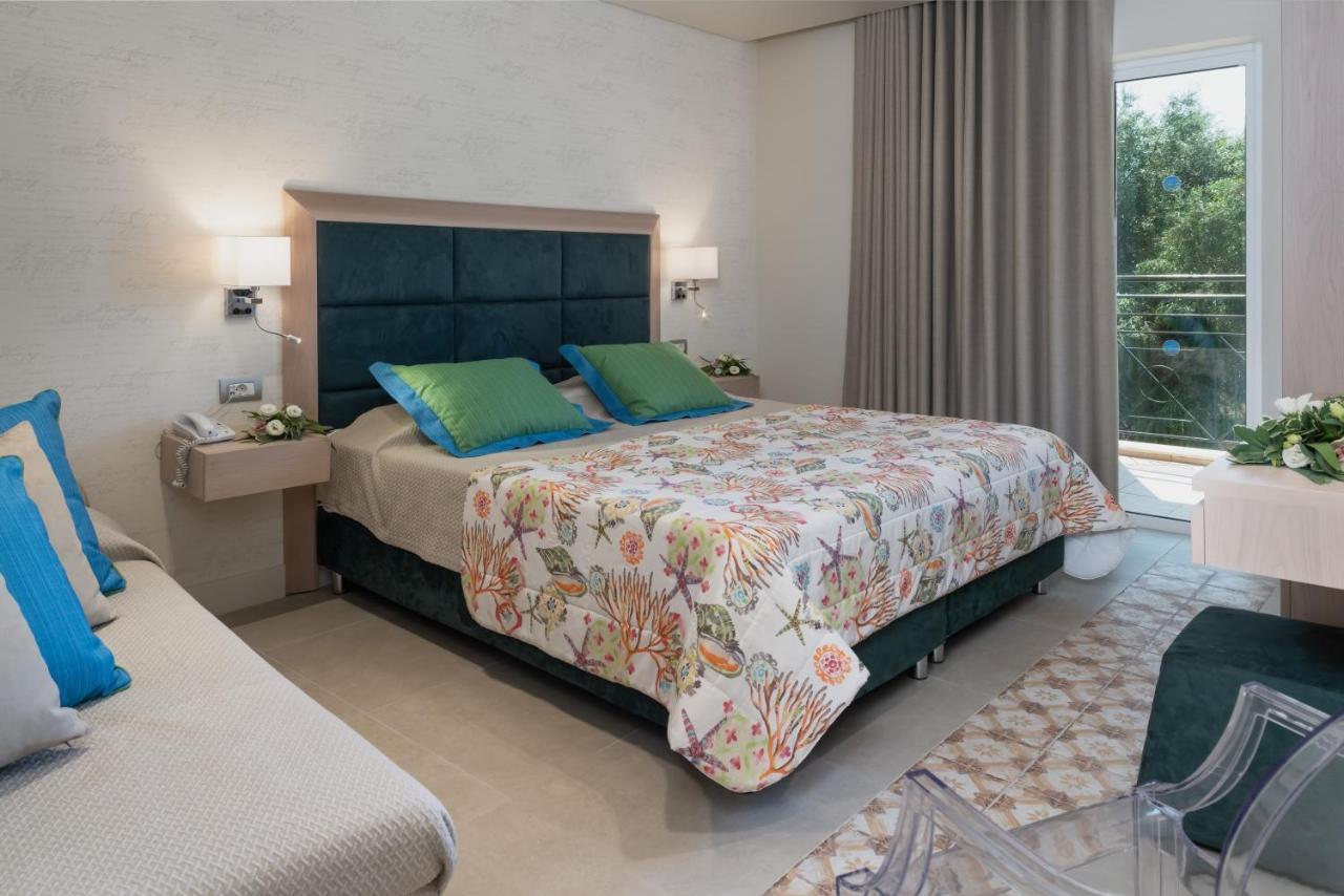 Mareblue Beach Agios Spyridon (Corfu) Exterior foto